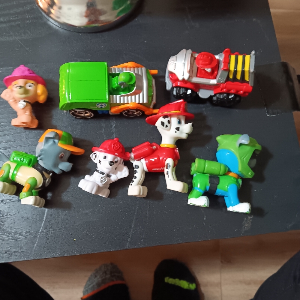 Paw Patrol Action Figure Set - Multicolor 7 items